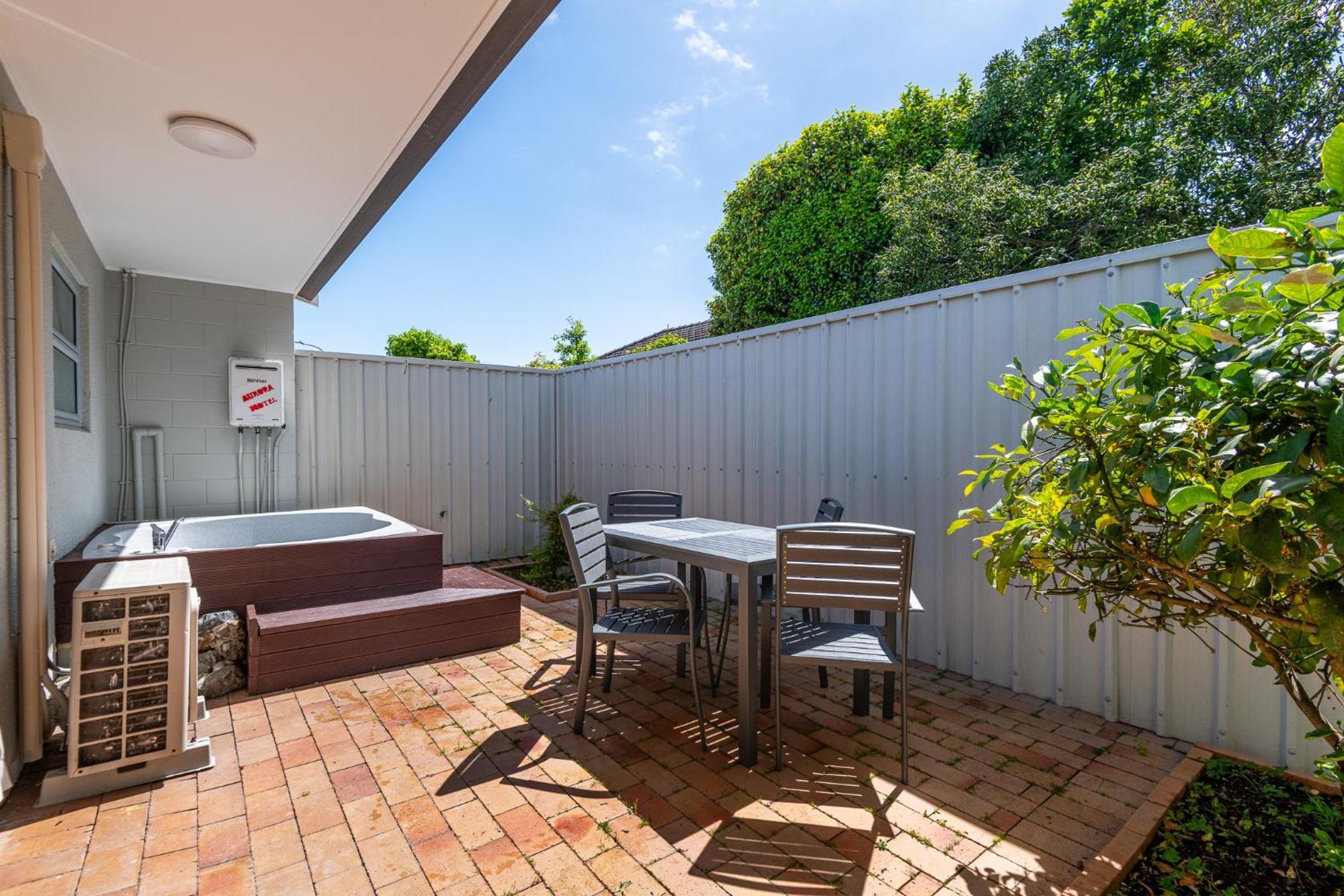 Aurora City Suites Motel Rotorua Bagian luar foto